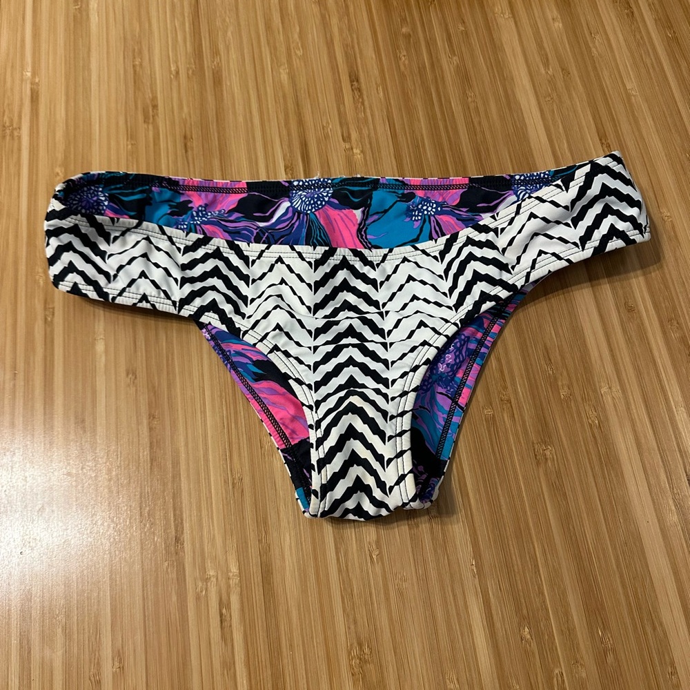 Reversible Bikini Bottom - Size Small